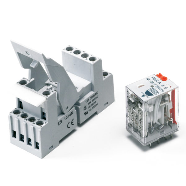 Relais industriel 4RT/5A 24V continu